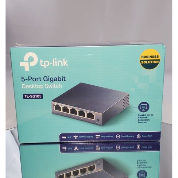 TP-Link TL-SG105 5-Port Gigabit Desktop PoE Switch - Brand New! - Picture 1 of 7